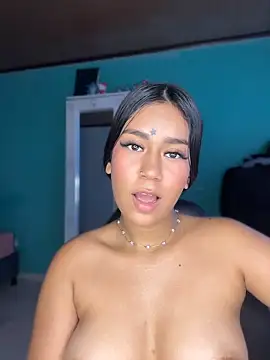 ALANAH_KITTY's Live XXX Chat
