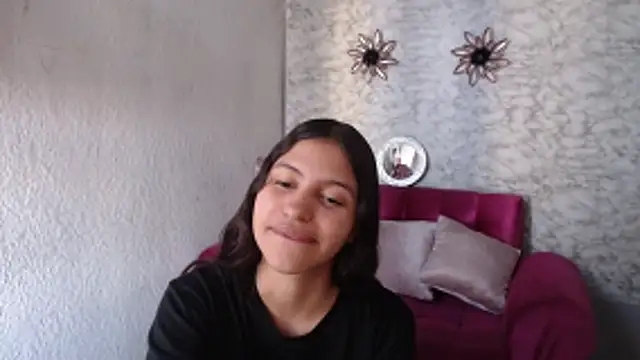 Evagirl69's Webcam Show