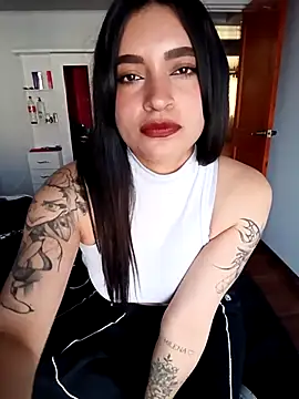 Sky__19 Webcam Show
