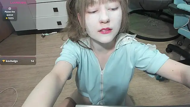 Yoonhee_ki 现场XXX聊天