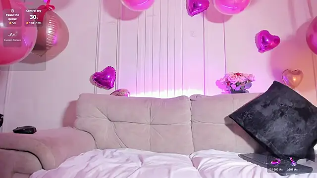 Chat +18 de Kendra-Rousee ao vivo