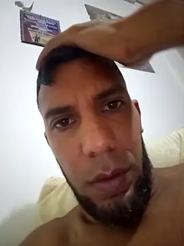 UnreadyChutzpa's Webcam Show