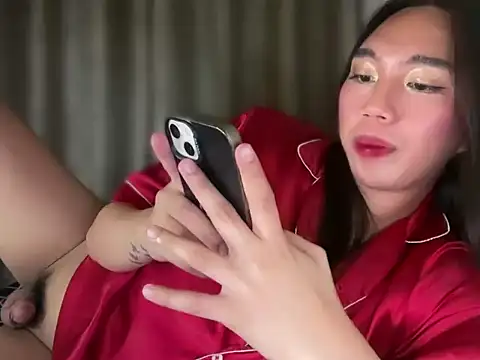 kat_mire Pertunjukan Webcam