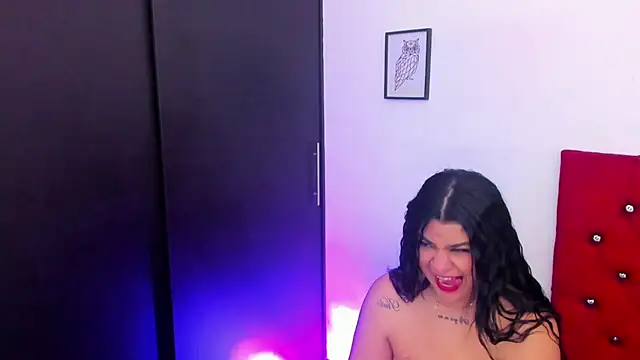 Chatroom XXX en direct de Katty_West