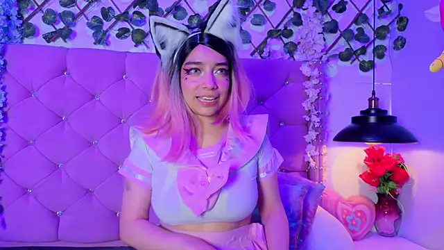 Kira-Yuzu's Live XXX Chat