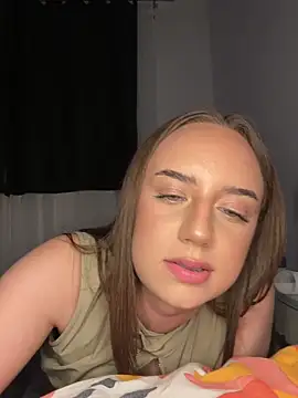 adellasweet's Live XXX Chat