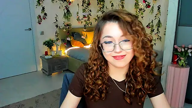 XXX chat uživo modela SereneFlame