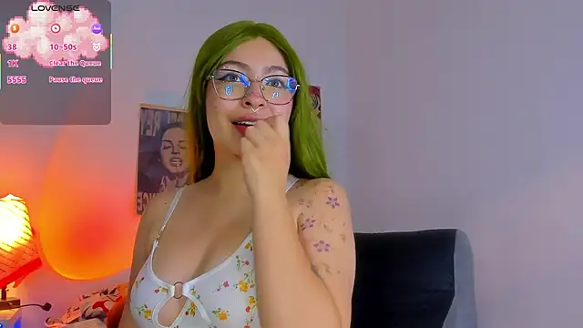 Chatroom XXX en direct de MarieTaylor_