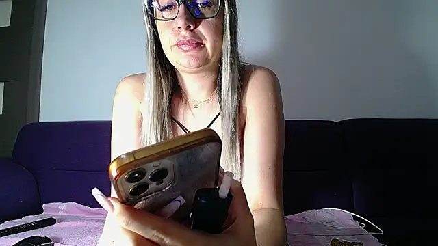 Julianna68 라이브 XXX 채팅