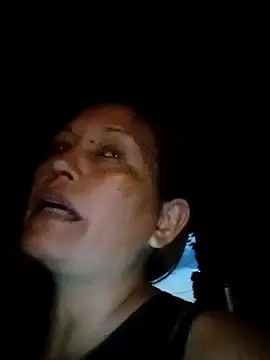 marinita13 Adlı Modelin Canlı XXX Sohbeti