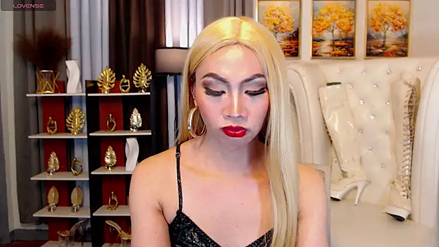 BigCockJhera 网络视讯表演