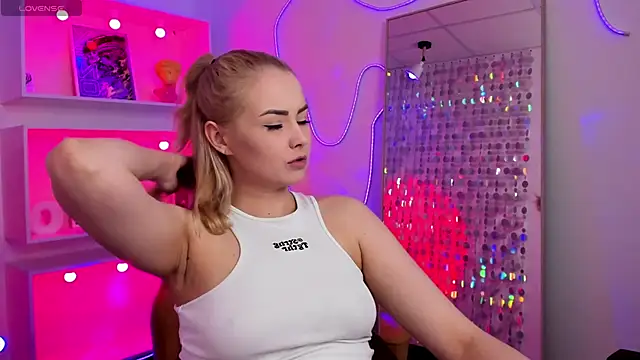 دردشة StephanieSweety الجنسية المباشرة