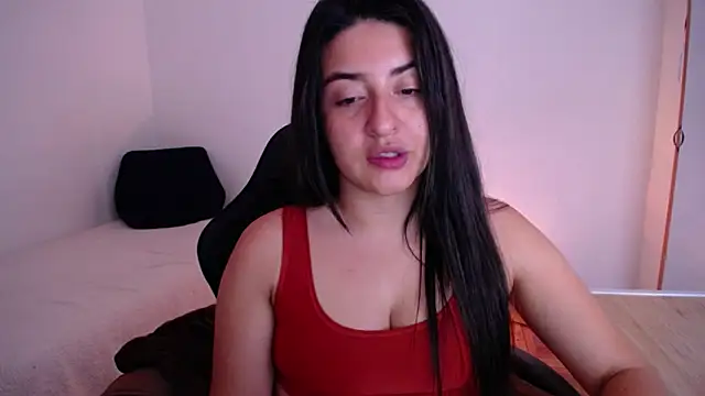 moritalatina élő XXX-chatje