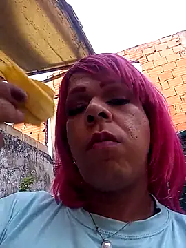 blondebitchlitle: διαδικτυακό σόου στην κάμερα