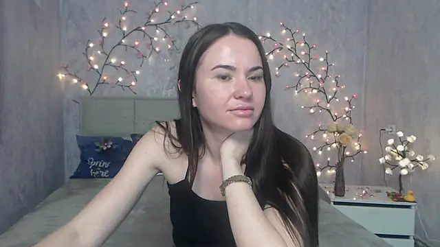 Chatroom XXX en direct de KaraCriegs