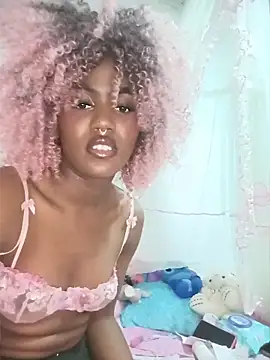 Chat XXX ao vivo de BelleKaty_
