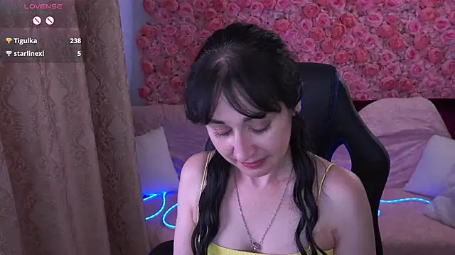 Živý XXX chat CarolinaaFoxyyy