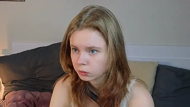 JulietteRain's Webcam Show