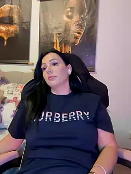 Chat +18 de ReiyaRey ao vivo