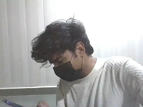 kriZ08 live XXX chat