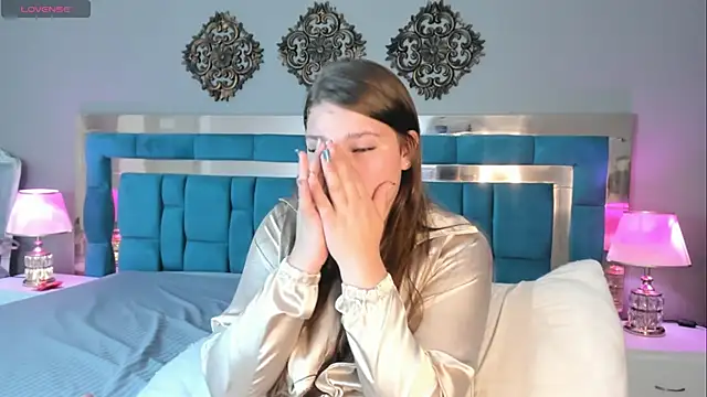 LiiaVelvet Chat XXX live