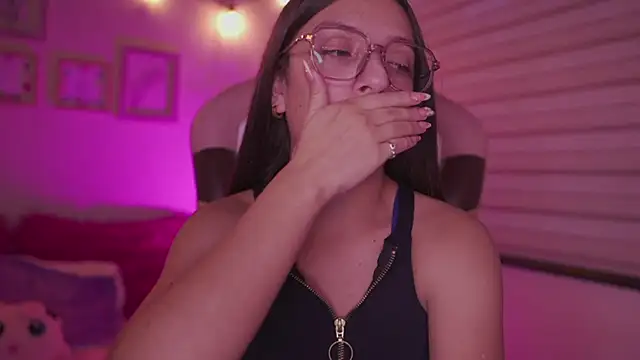 milly_kenner live XXX chat