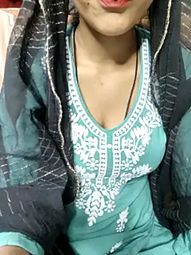 Chat XXX en directo de Indian-Aleena