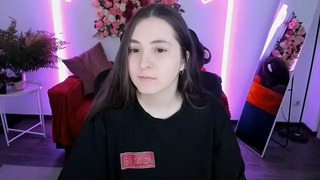 VirtuallVoyant Chat XXX live