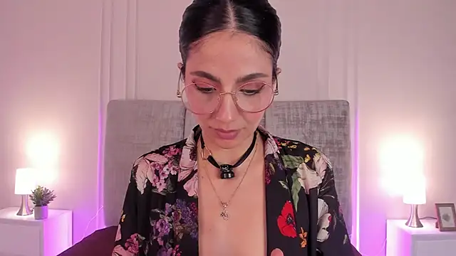 XXX chat uživo modela Angel-bells