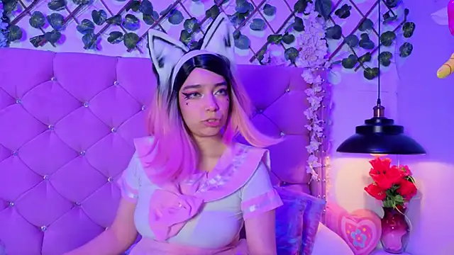 Kira-Yuzu Chat XXX live