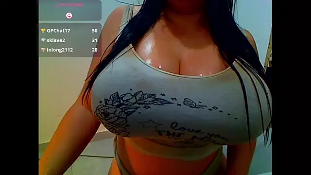 Bigcocksexyluisa: вебкам-шоу