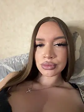 Show modela bunnyrich na web-kameri