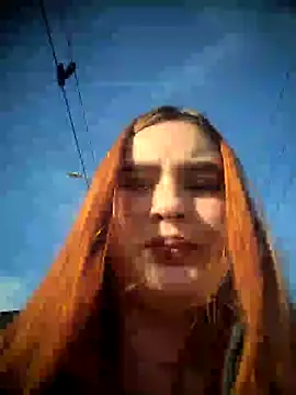 katty_42 Show in webcam