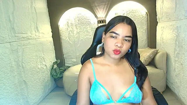 ISAA_R_'s Live XXX Chat