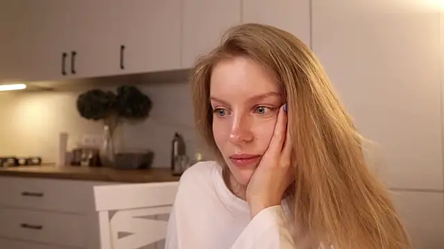 NikaCherie Live XXX-chat