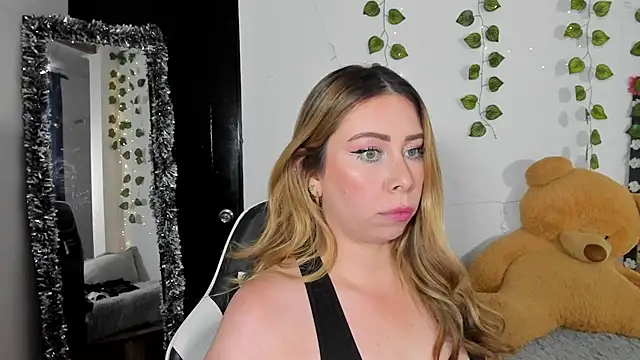Chat +18 de JanneKim ao vivo