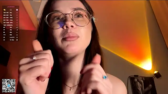 Вебкам-шоу MelanieHale
