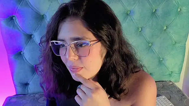 Paola_Lyon_ Chat XXX in diretta
