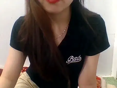 XXX chat uživo modela kiraa-007