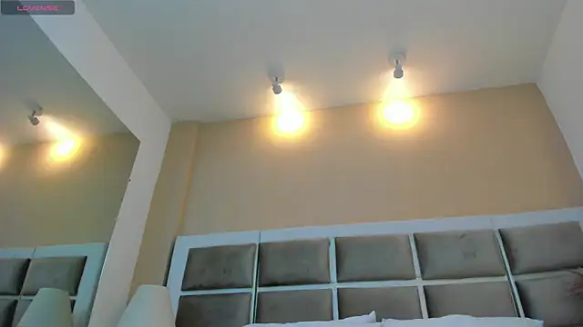 Chloe_Thomsoon_ 라이브 XXX 채팅