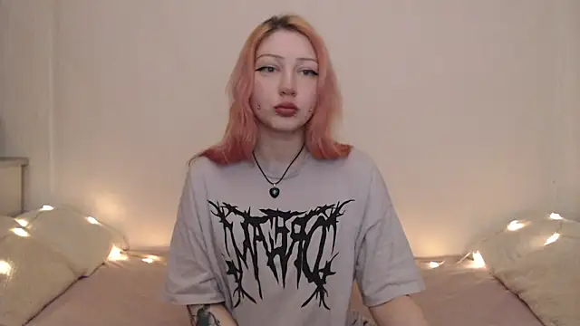 Emily_hardcore – Live XXX-chat