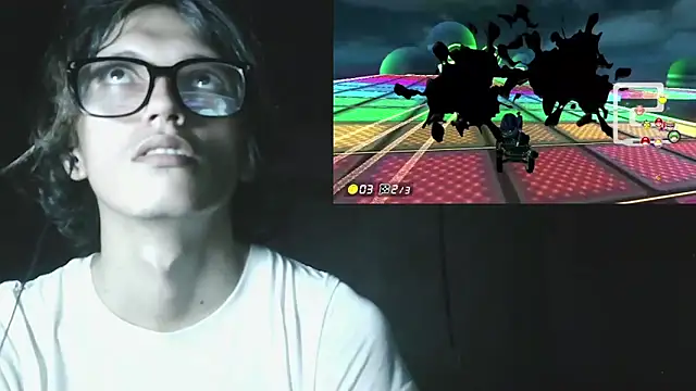 Chat +18 de cherryuwu ao vivo