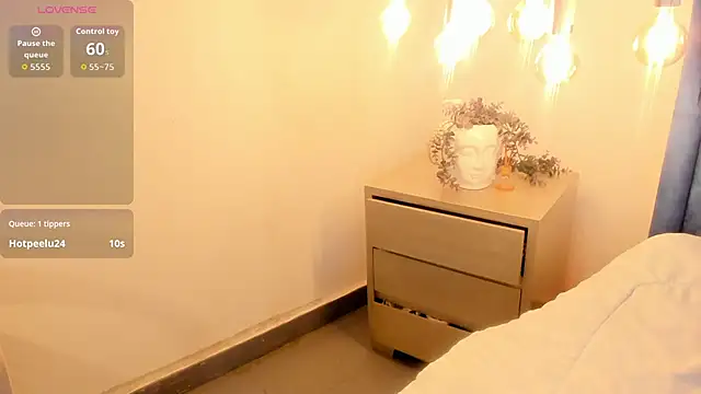 _jamiila Show Webcam