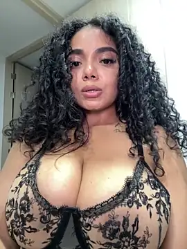 Chat XXX ao vivo de Curlyierr