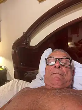 XXX chat uživo modela 4n4l1zz4m1