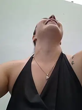 EmmaContreras_Val Pertunjukan Webcam