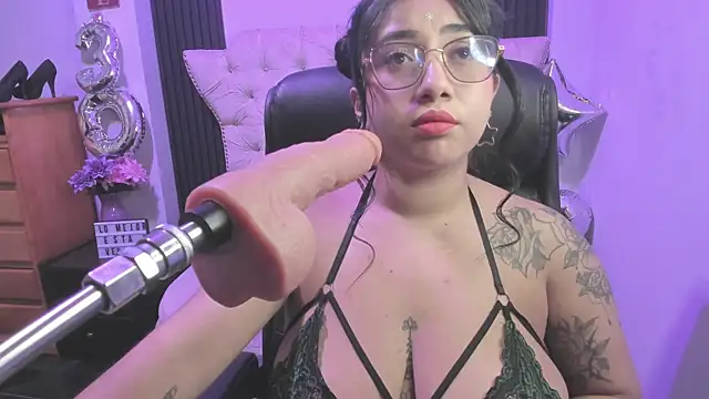 XXX chat uživo modela Sexy_cristall_