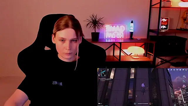 Nessi_Villain élő XXX-chatje