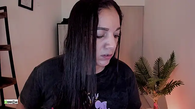 urcute_kitten Chat XXX in diretta