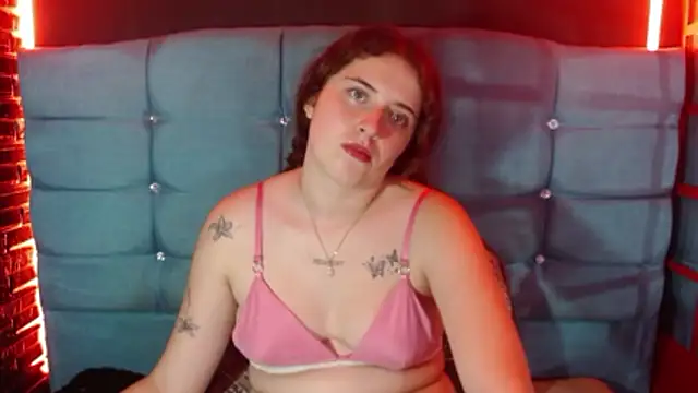 Cherry_Boom18 Show Webcam